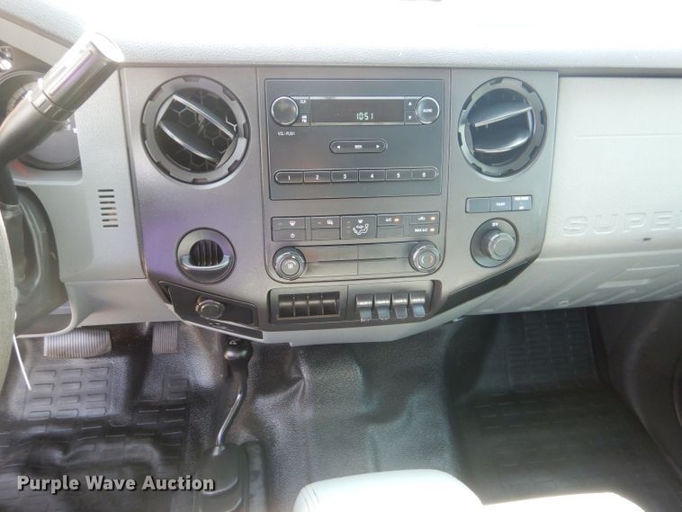 image for item HC9134 2013 Ford F450 Super Duty  utility truck with crane