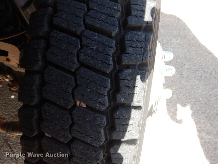 image for item HC9134 2013 Ford F450 Super Duty  utility truck with crane