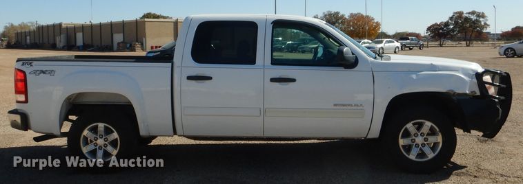 image for item HC9137 2013 GMC Sierra 1500  Crew Cab pickup truck