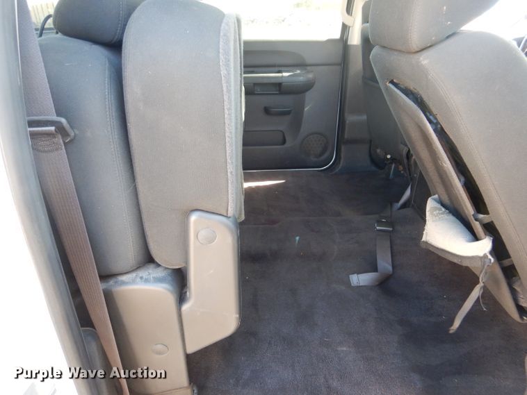 image for item HC9137 2013 GMC Sierra 1500  Crew Cab pickup truck