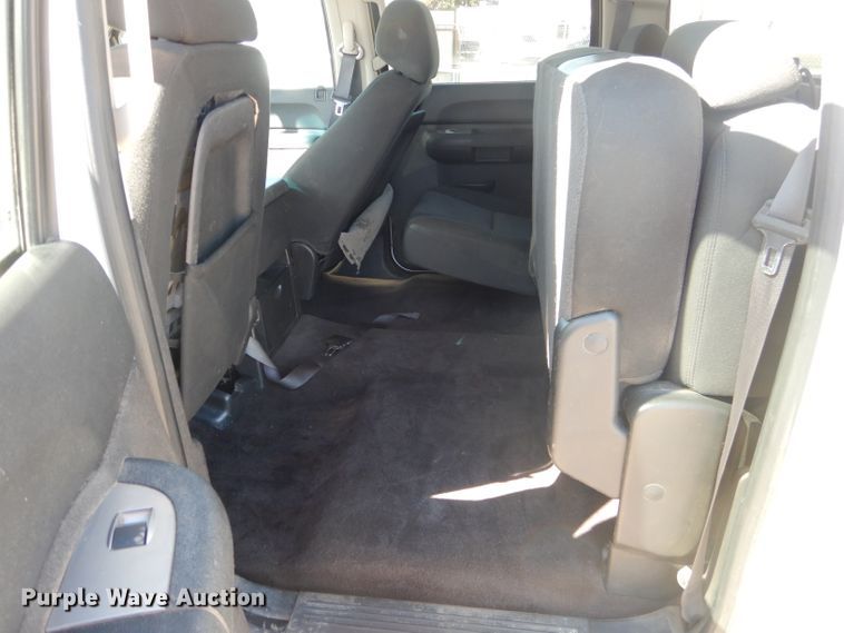 image for item HC9137 2013 GMC Sierra 1500  Crew Cab pickup truck