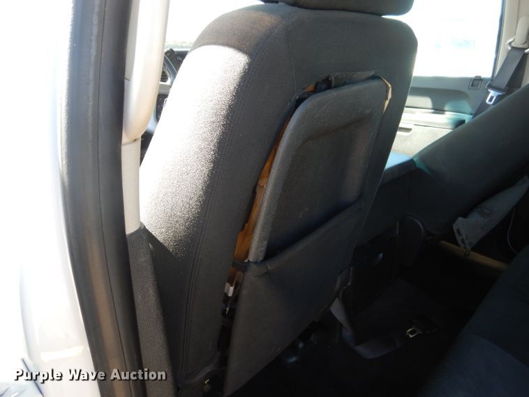 image for item HC9137 2013 GMC Sierra 1500  Crew Cab pickup truck