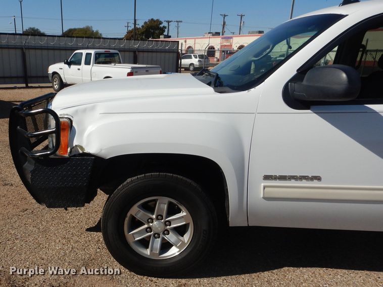 image for item HC9137 2013 GMC Sierra 1500  Crew Cab pickup truck