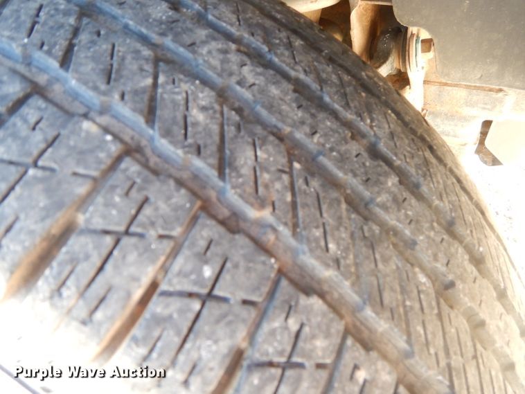 image for item HC9137 2013 GMC Sierra 1500  Crew Cab pickup truck