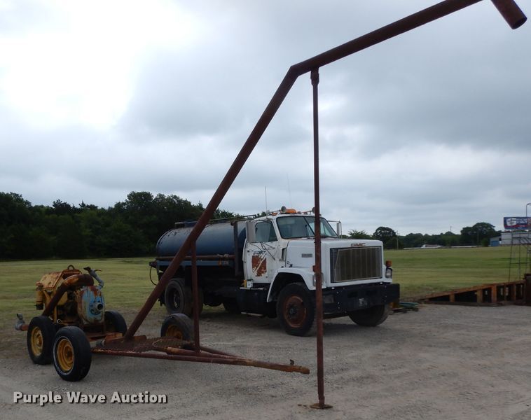 image for item HC9663 Barnes pump