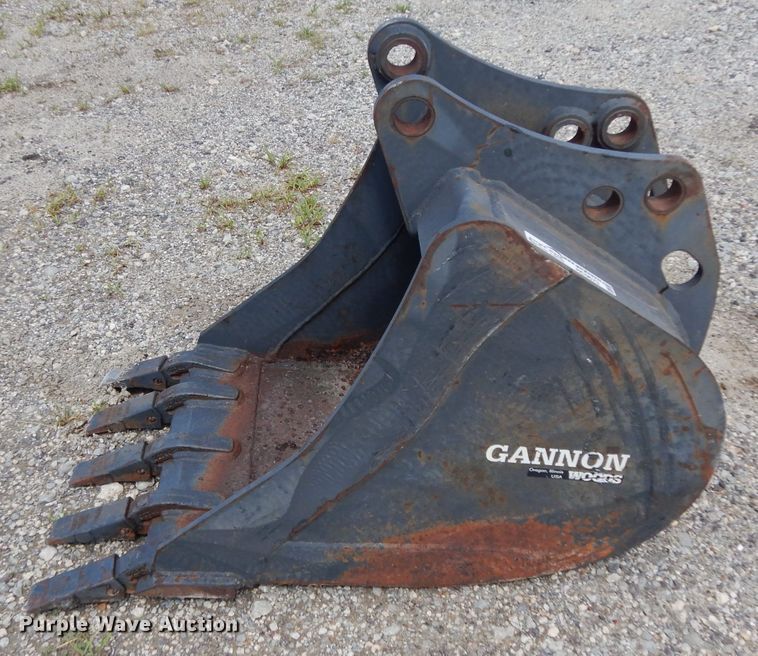 image for item HC9673 Woods 100671124P backhoe bucket