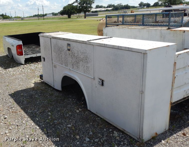 image for item HC9676 (2) pickup truck beds