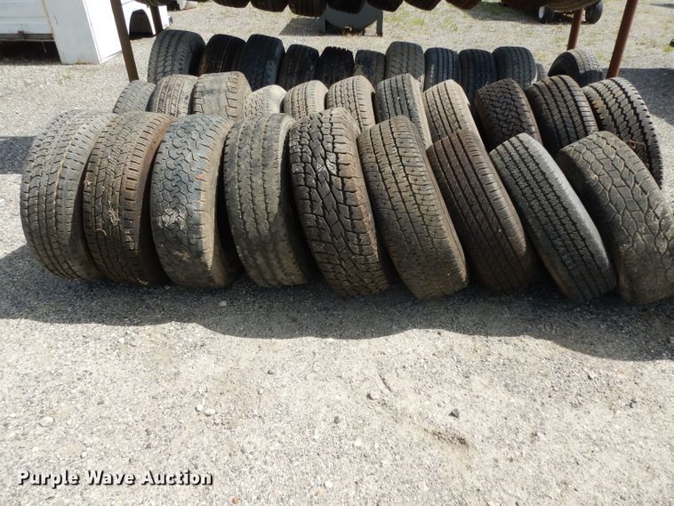 image for item HC9677 Approximately 58 tires