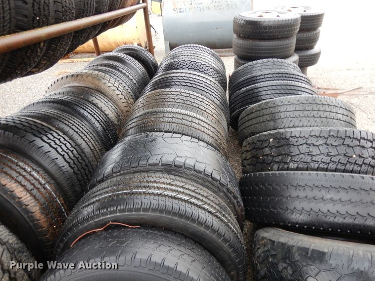 image for item HC9677 Approximately 58 tires
