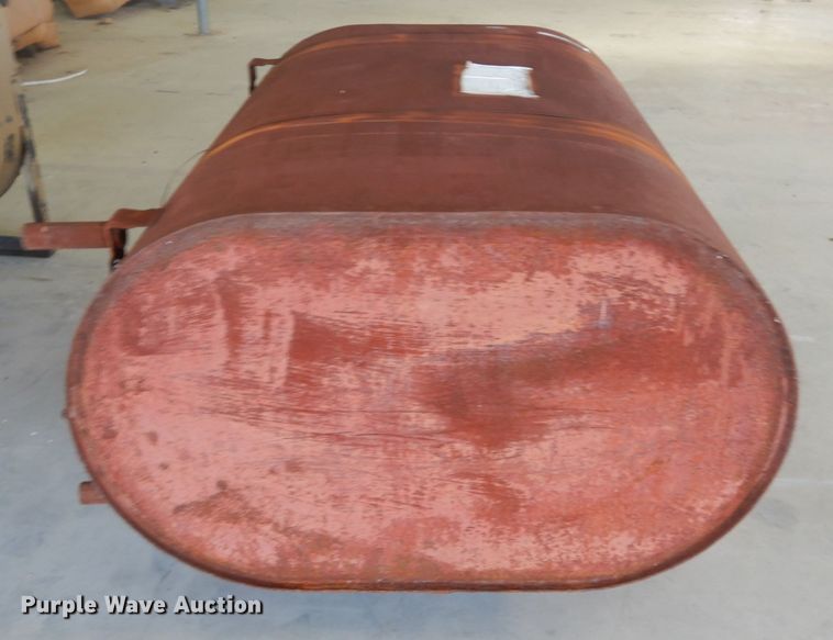 image for item HC9694 (3) oil/hydraulic tanks