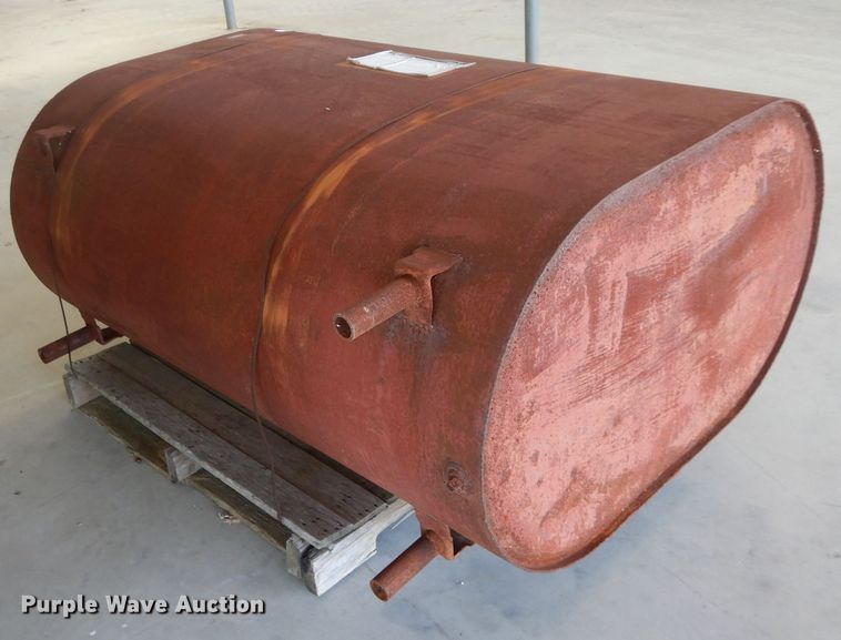 image for item HC9694 (3) oil/hydraulic tanks