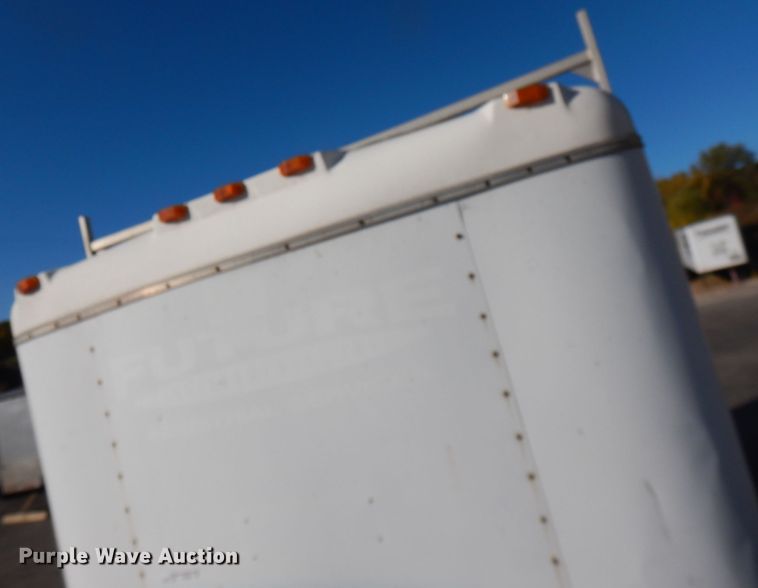 image for item HD9080 1995 Wells Cargo enclosed cargo trailer