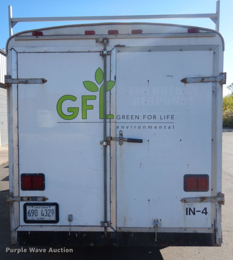 image for item HD9080 1995 Wells Cargo enclosed cargo trailer