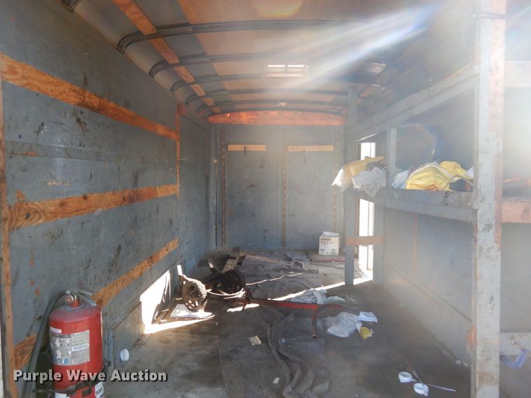 image for item HD9080 1995 Wells Cargo enclosed cargo trailer