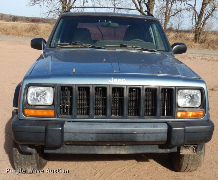 image for item HD9128 1997 Jeep Cherokee Sport  SUV