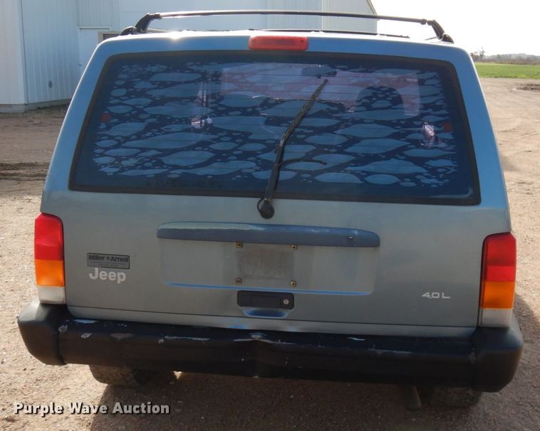 image for item HD9128 1997 Jeep Cherokee Sport  SUV