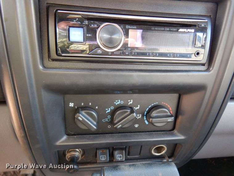 image for item HD9128 1997 Jeep Cherokee Sport  SUV