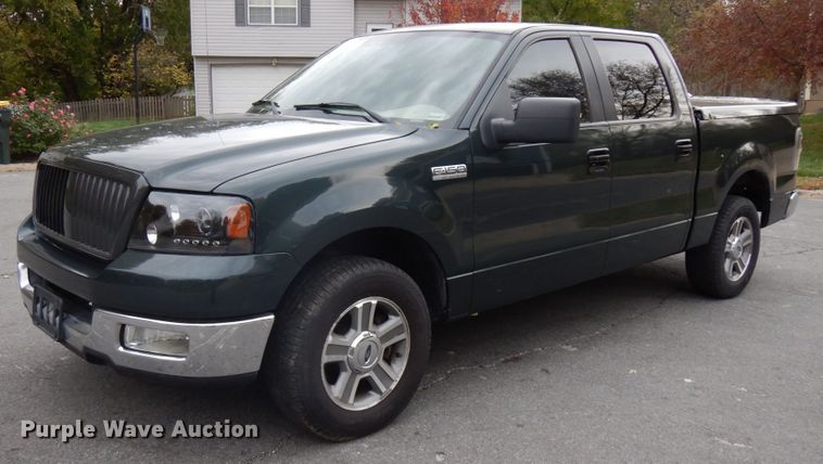 image for item HD9136 2005 Ford F150  SuperCrew cab pickup truck