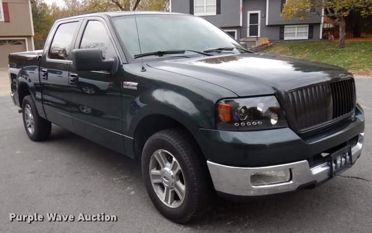 image for item HD9136 2005 Ford F150  SuperCrew cab pickup truck