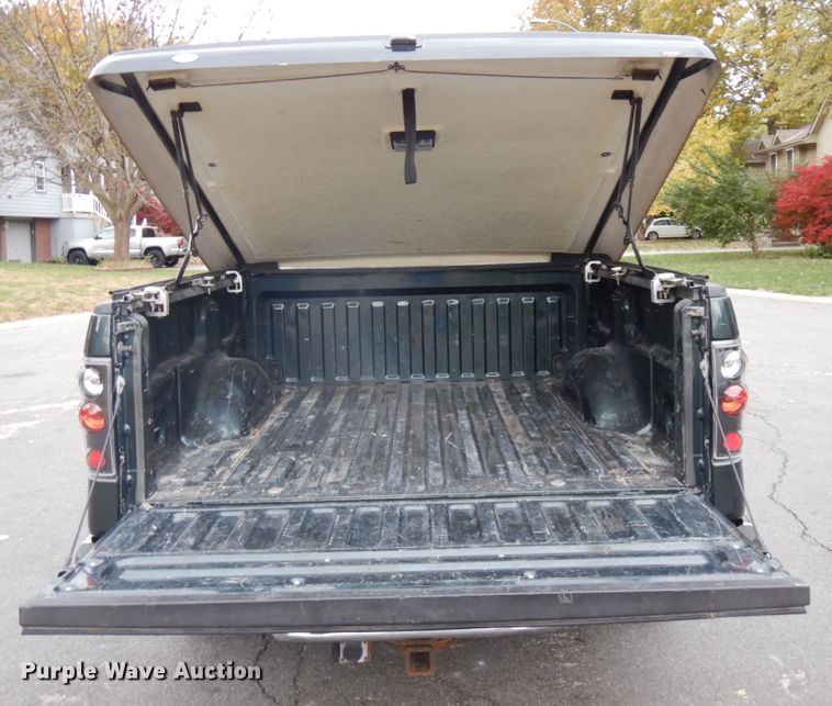 image for item HD9136 2005 Ford F150  SuperCrew cab pickup truck