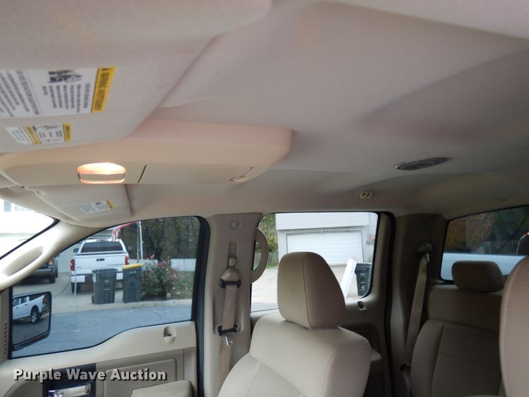 image for item HD9136 2005 Ford F150  SuperCrew cab pickup truck