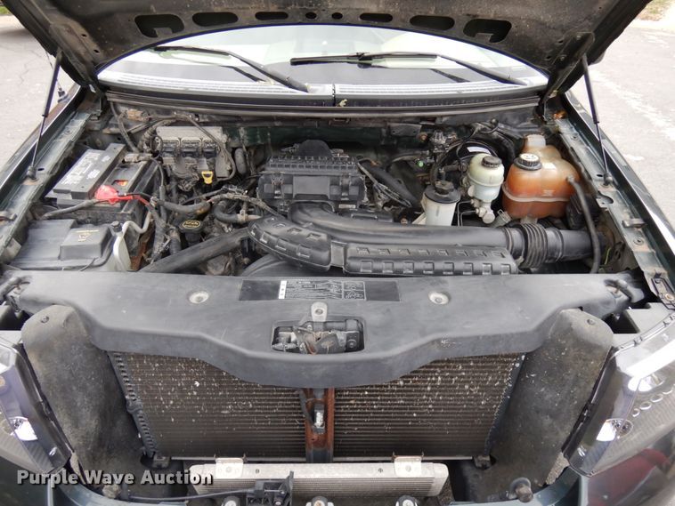 image for item HD9136 2005 Ford F150  SuperCrew cab pickup truck