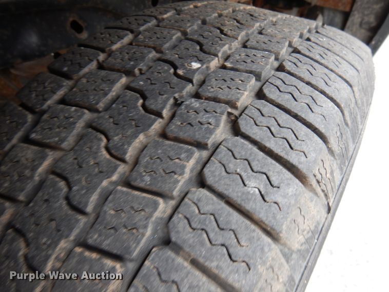 image for item HD9136 2005 Ford F150  SuperCrew cab pickup truck