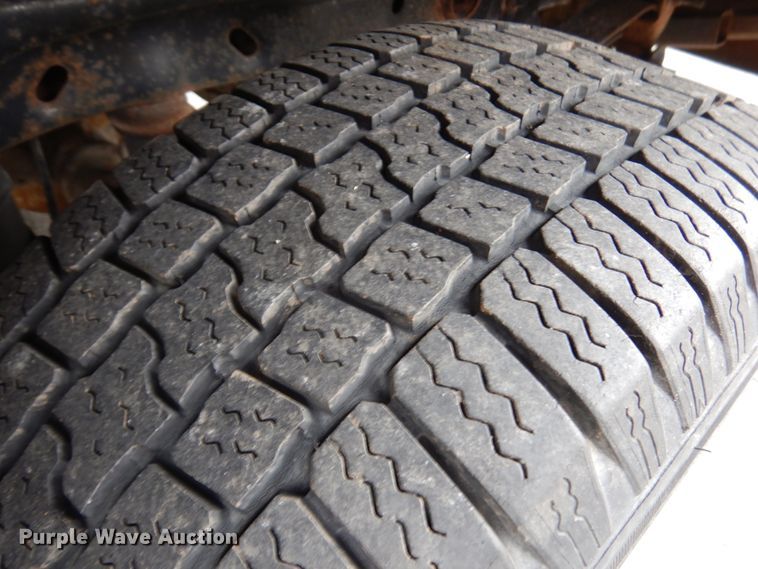 image for item HD9136 2005 Ford F150  SuperCrew cab pickup truck