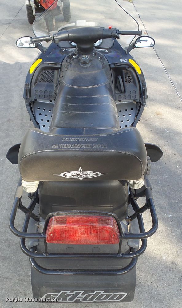 image for item HF9705 2001 Ski-Doo Grand Touring 600 snowmobile