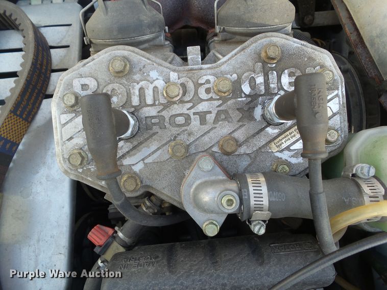 image for item HF9705 2001 Ski-Doo Grand Touring 600 snowmobile