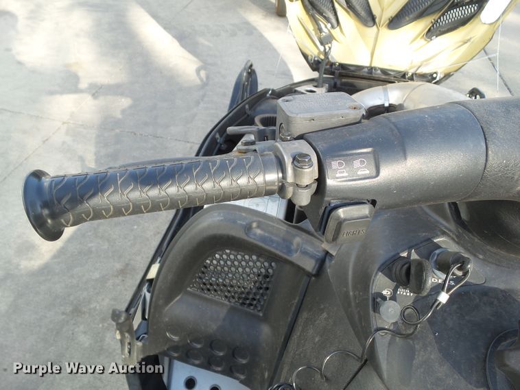 image for item HF9705 2001 Ski-Doo Grand Touring 600 snowmobile