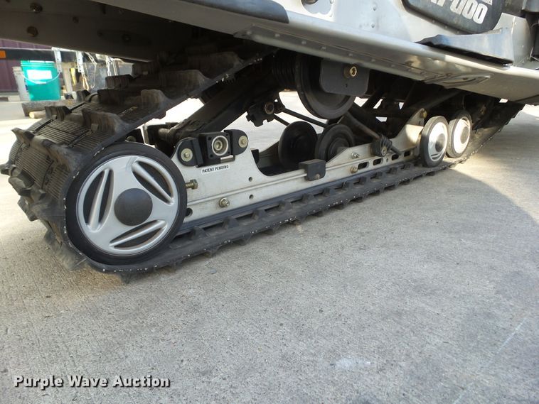 image for item HF9705 2001 Ski-Doo Grand Touring 600 snowmobile