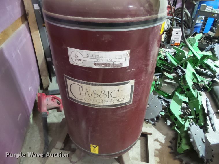 image for item HF9716 Classic C51G8228V4 air compressor