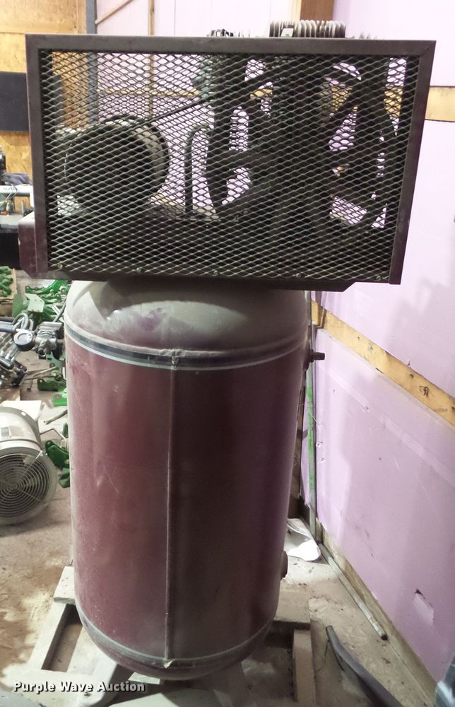 image for item HF9716 Classic C51G8228V4 air compressor