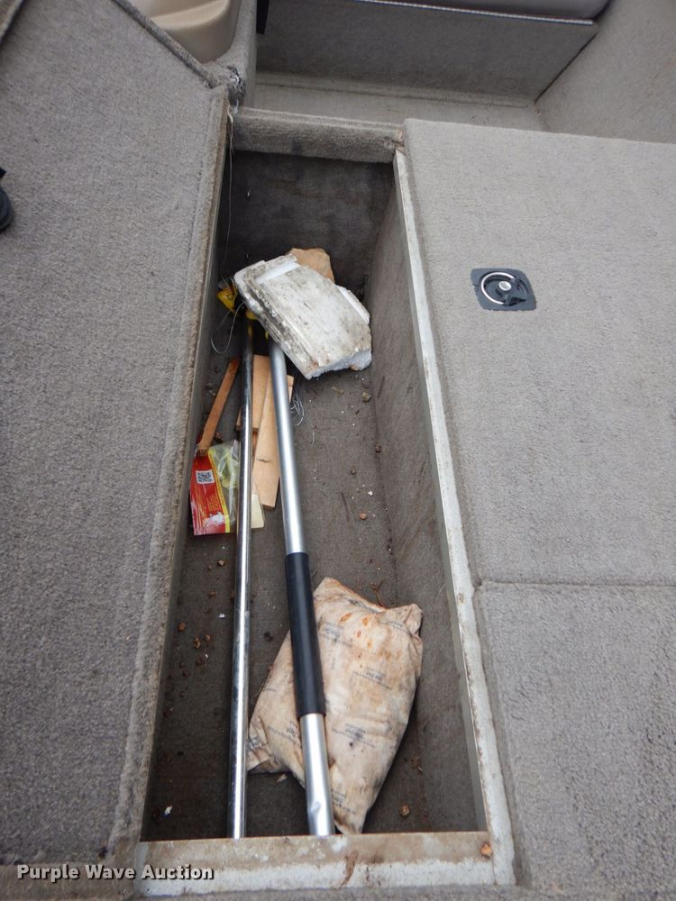 image for item HK9518 2003 G3 Pro 185  boat