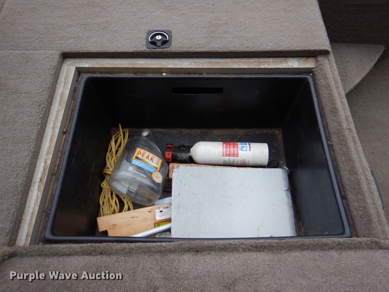 image for item HK9518 2003 G3 Pro 185  boat