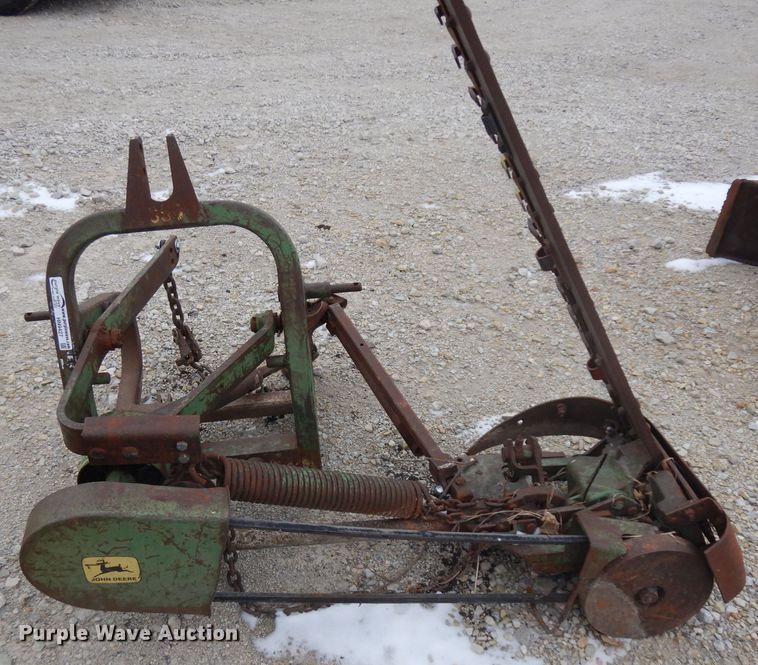 image for item HN9427 John Deere 350 sickle mower