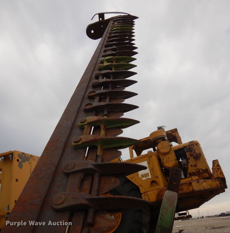 image for item HN9427 John Deere 350 sickle mower