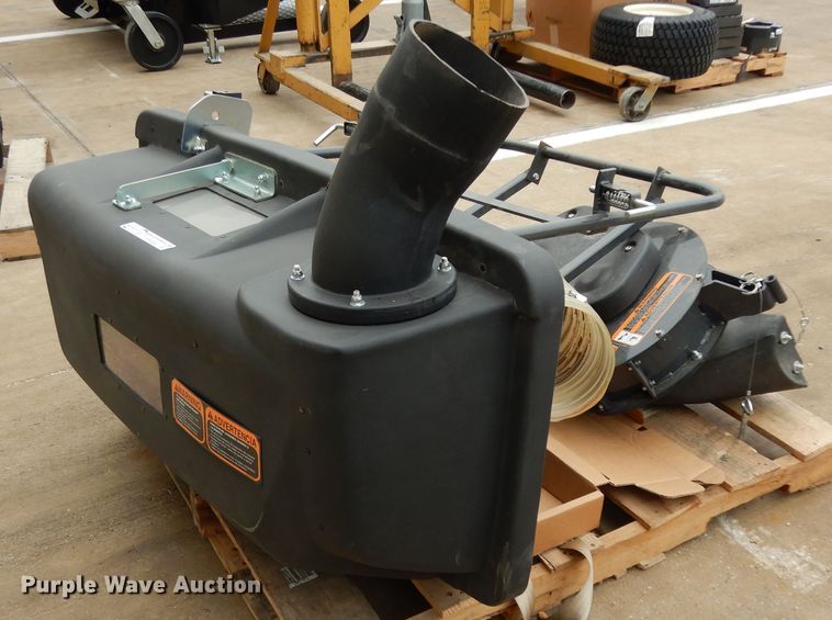 image for item HR9586 Kubota GCK54-700ZA grass bagger