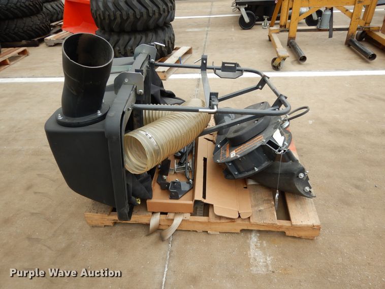 Kubota GCK54-700ZA grass bagger in Grapevine, TX | Item HR9586 sold ...