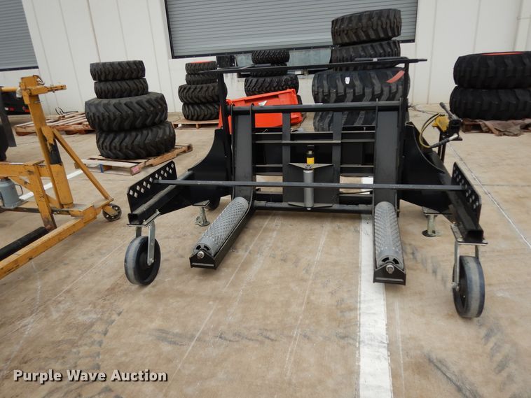 image for item HR9597 K-Line KL30100 tractor tire handler