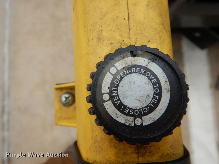image for item HR9597 K-Line KL30100 tractor tire handler