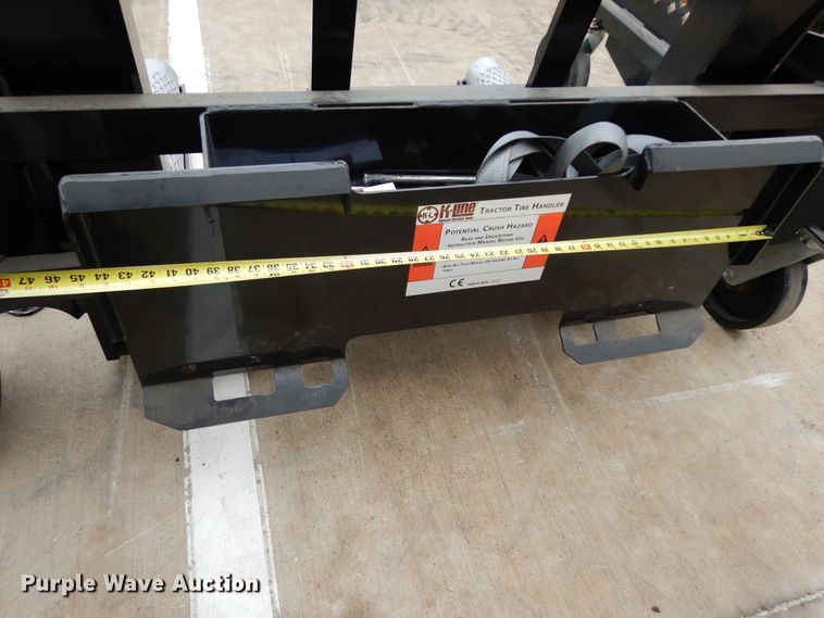 image for item HR9597 K-Line KL30100 tractor tire handler