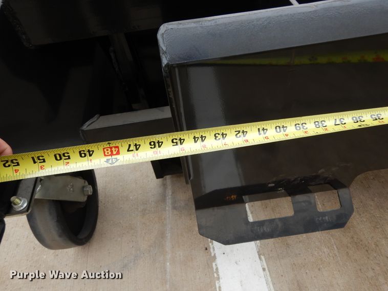 image for item HR9597 K-Line KL30100 tractor tire handler