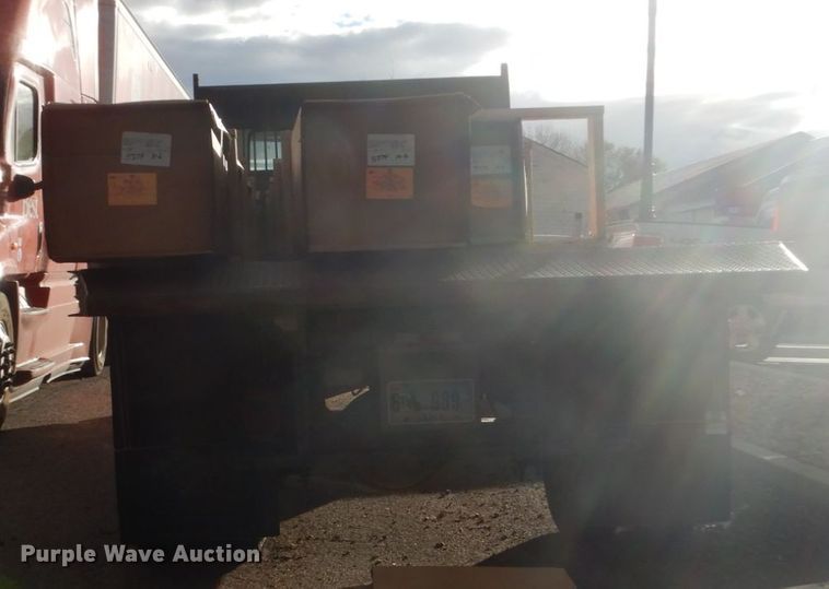 image for item HS9368 1995 Freightliner FL60  dump flatbed truck