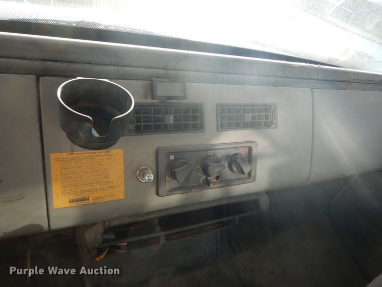 image for item HS9368 1995 Freightliner FL60  dump flatbed truck