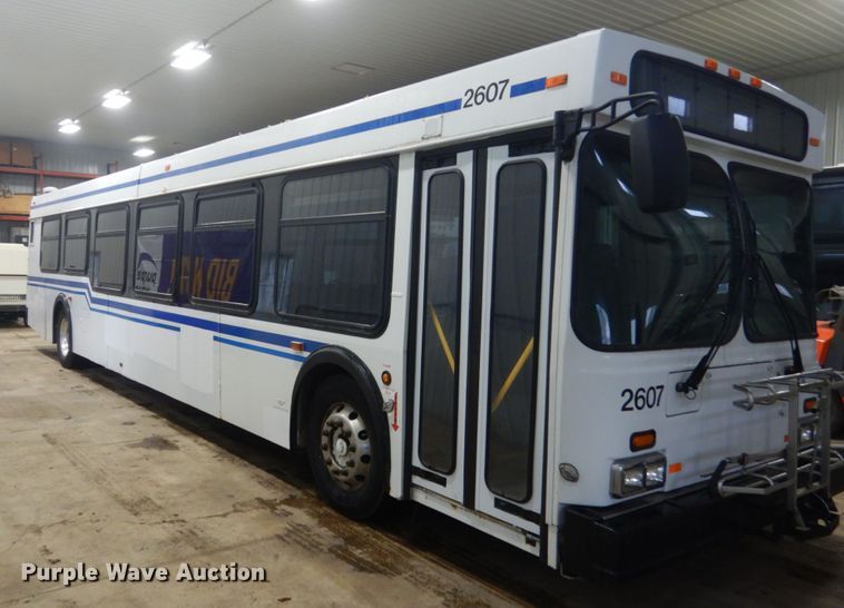 image for item HS9380 2006 New Flyer D40LF  shuttle bus