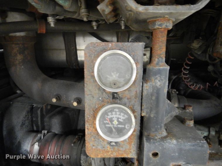 image for item HS9380 2006 New Flyer D40LF  shuttle bus