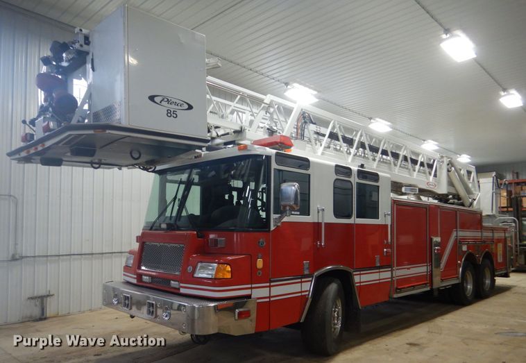image for item HS9428 1999 Pierce  aerial platform fire truck