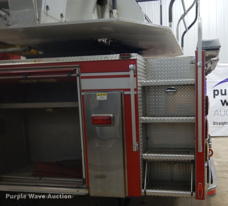 image for item HS9428 1999 Pierce  aerial platform fire truck